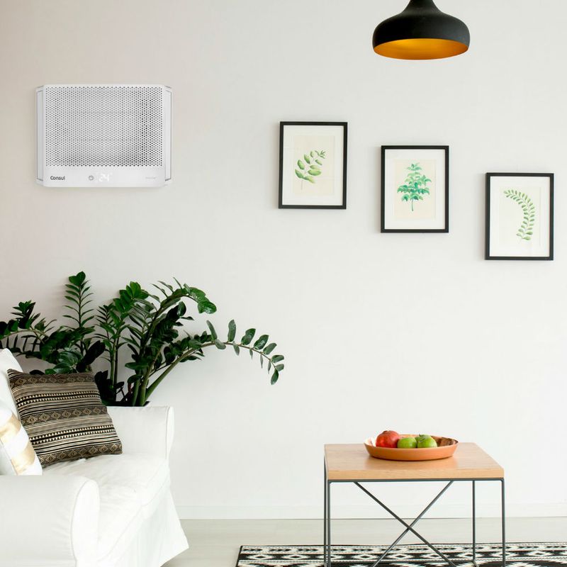 Ar condicionado janela instalado em uma sala decorada